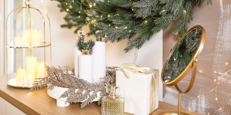 Creating Holiday Vignettes